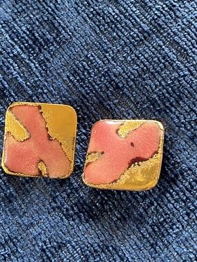 Vintage 1980s Copper Enamel Square Stud Earrings Coral Pink Abstract Gold Tone